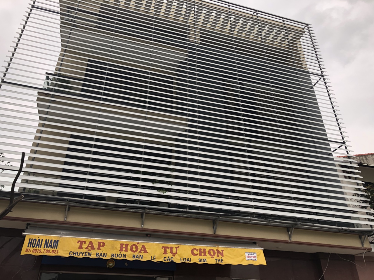 lam chan nang 132s